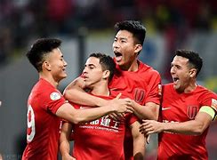 包含科特迪华战平北京英雄，稳守中超下限保级压力大增的词条